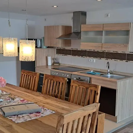 Steinbeisser Apartment Arrach